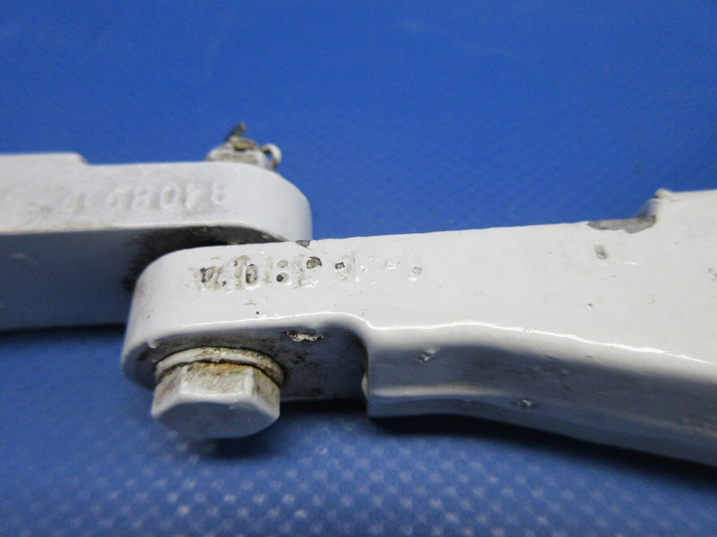 Piper PA-23-250 Aztec Nose Gear Torque Link Assy P/N 31805-06 (0624-782)