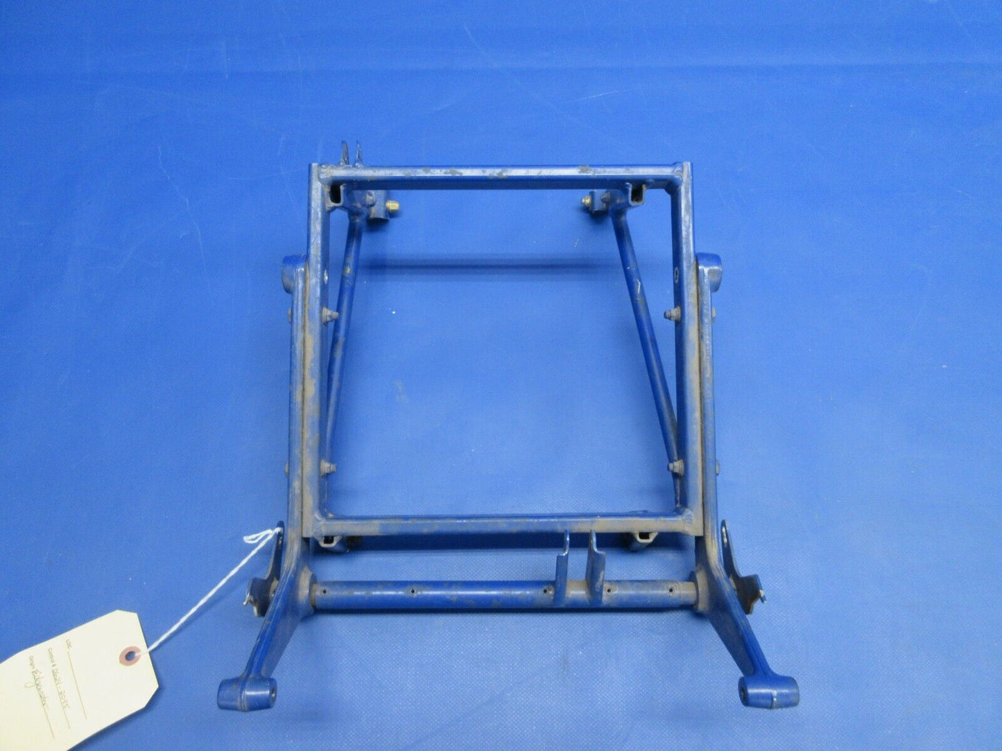 Cessna 210 Seat Bottom Base Assy RH P/N 1214036-4 PARTS (0624-2095)