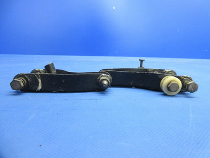 Bellanca 17-31A Viking RH Main Gear Nutcracker Assy P/N 194345-10 (0924-812)
