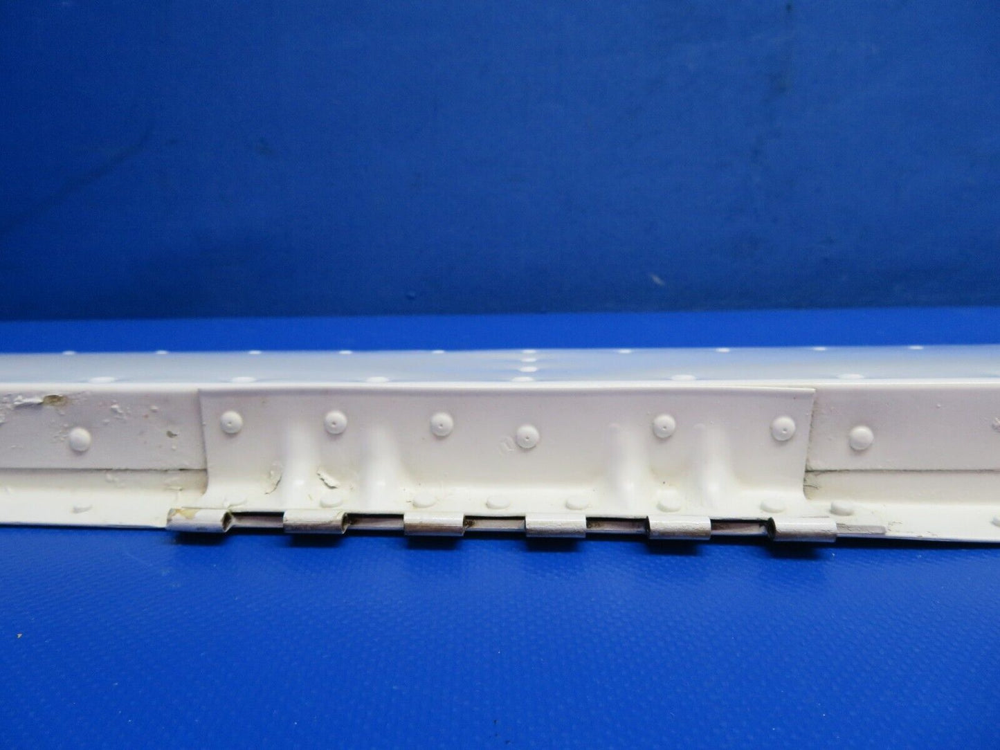 Piper PA-23-250 Aztec LH Stabilator Trim Tab P/N 30325-00, 30325-000 (0424-1718)