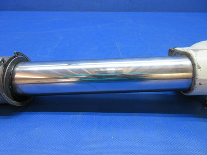 Piper PA-23-150 / 160 Strut & Axle Assy Main Gear P/N 753-227 (0724-1260)