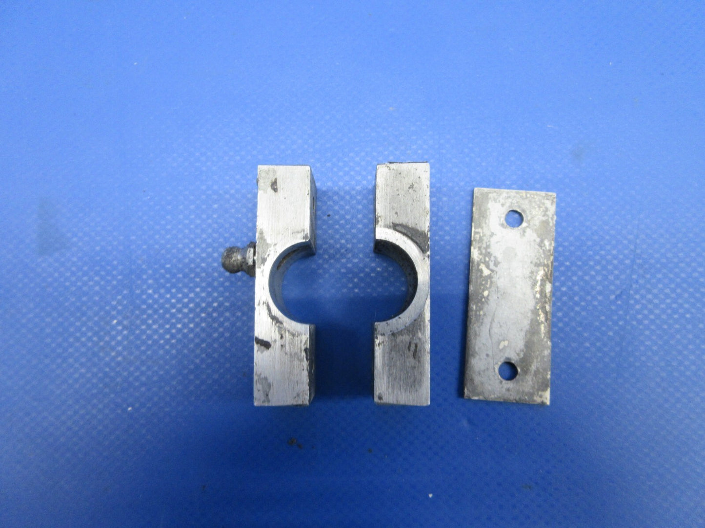 Piper PA-23-250 Nose Wheel Steering Tube Bearing Block Assy 18399-300 (0624-824)3