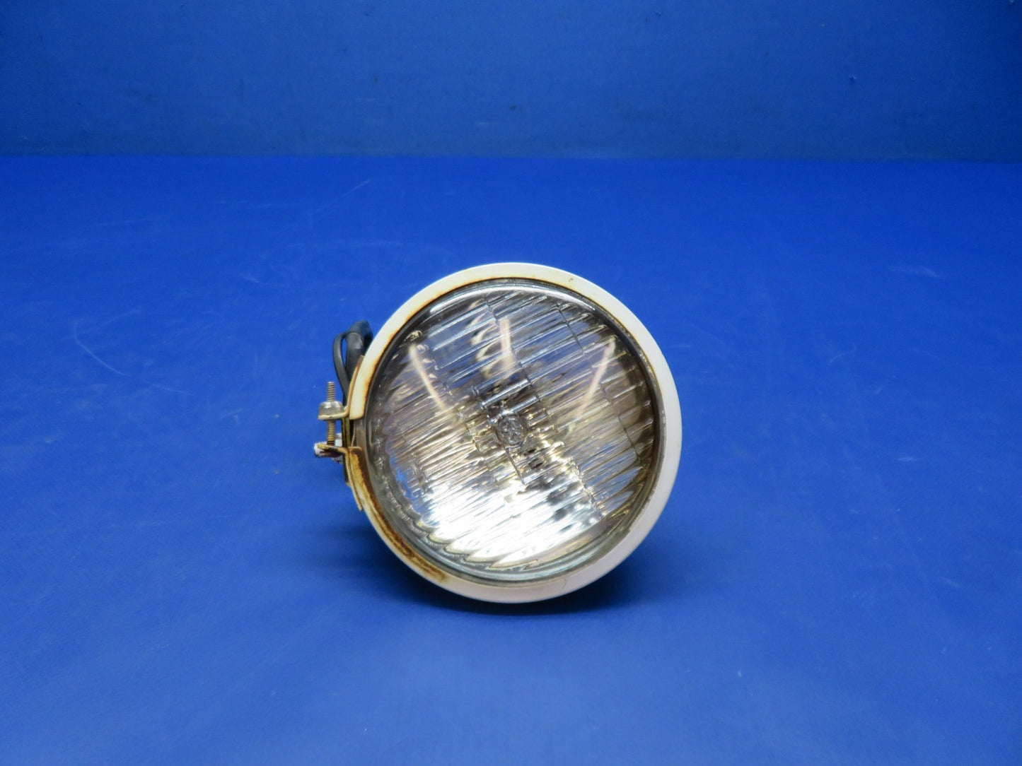 Cessna 421 Taxi Light Canopy & Retainer Ring 0842215-8 TESTED (0426-139)0