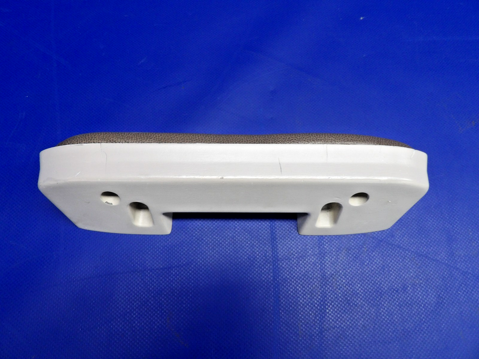 Cessna 172 / 172G Cabin Door Armrest P/N 1414082-18 (0326-1226)5