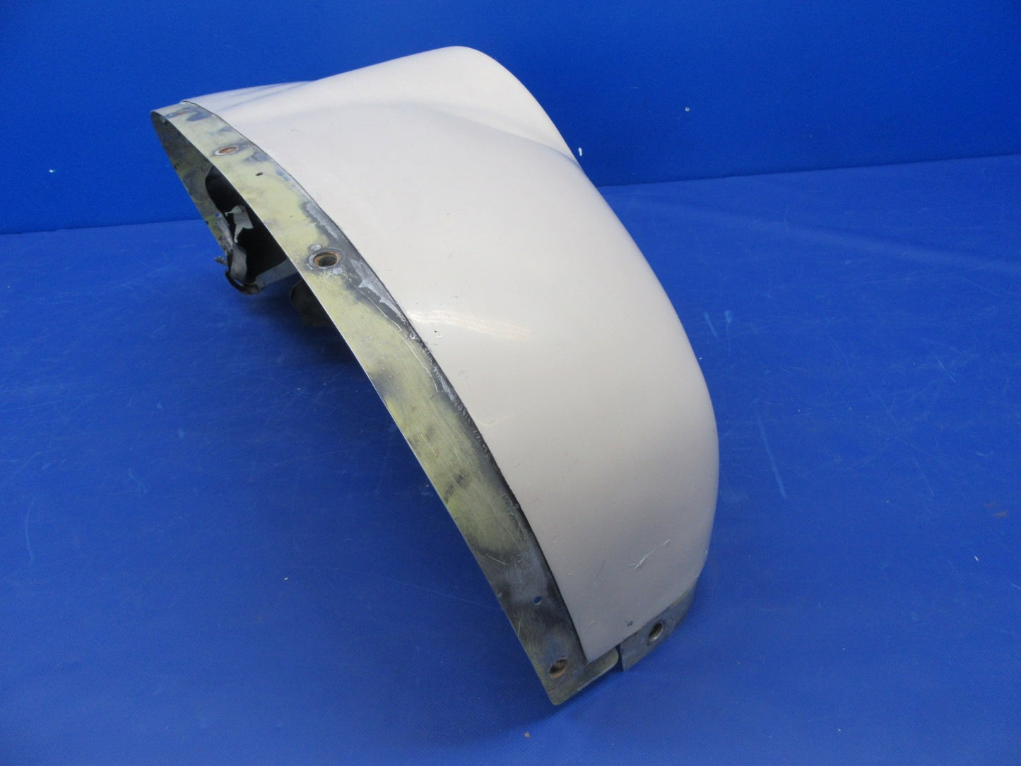 Beech 76 Duchess Nosebug / Upper Nosebowl P/N 105-910011-141 (0326-48)8