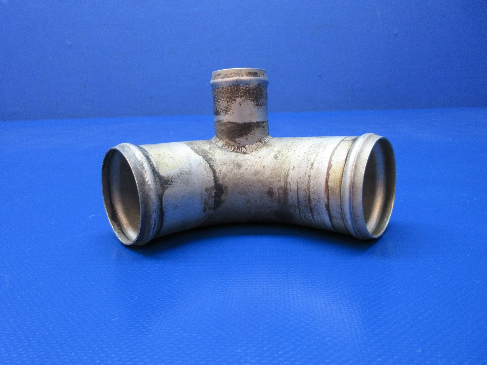 Lycoming TIO-540-AE2A RH Tube Air Inlet Housing P/N 02P19884 (1124-1391)2