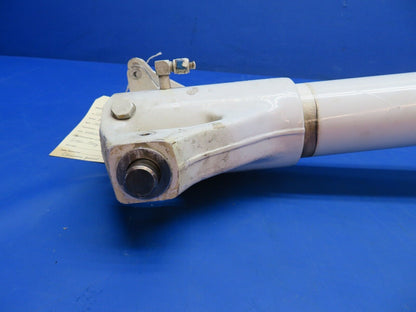 Piper Aerostar 602P LH Main Gear Assy P/N 400053-509 (0123-943)