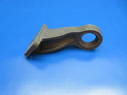 Continental E-225 Engine Mount Bracket RH Front P/N 531242 (1124-167)8
