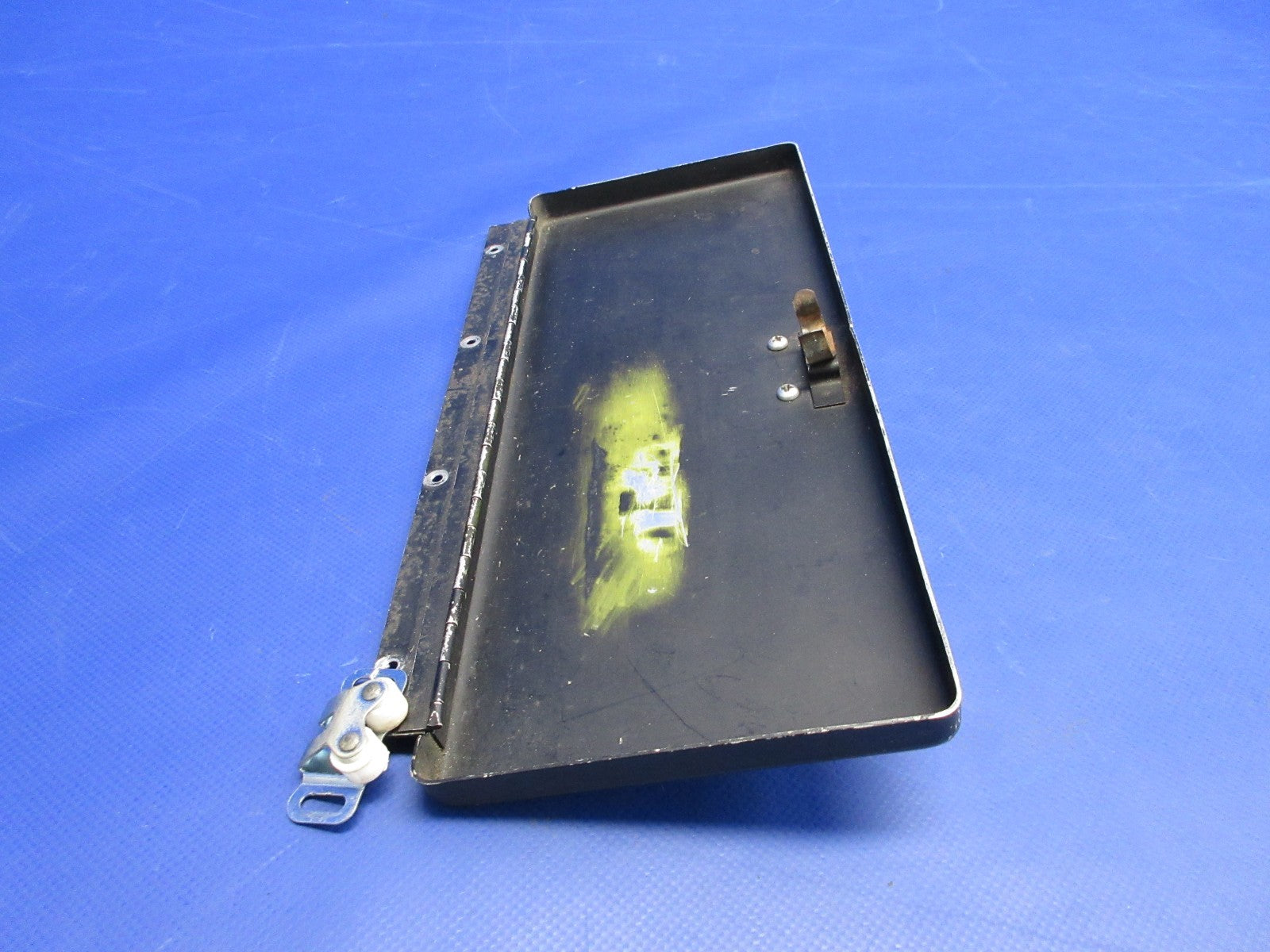 Cessna 310 / 310I Glove Compartment Door P/N 0813470-3 (0326-949)9