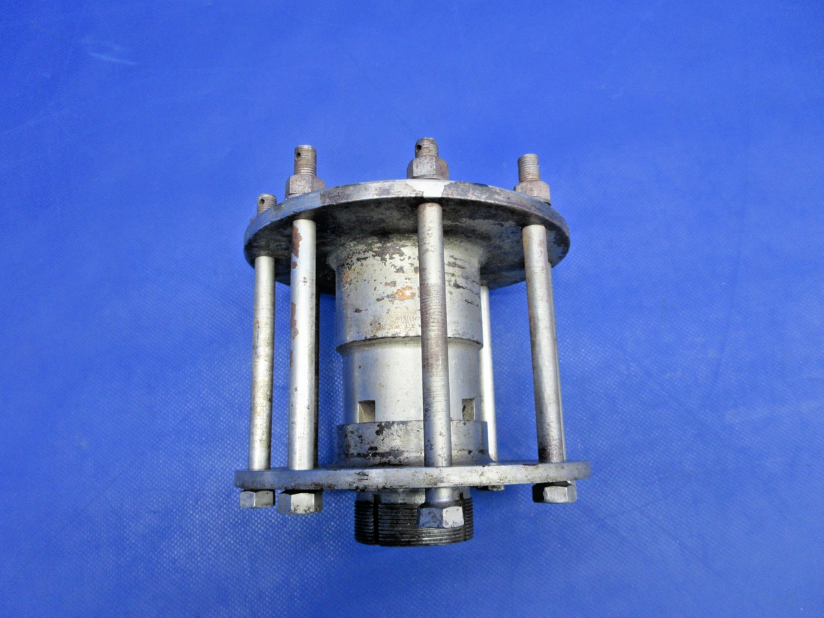 Sensenich SAE #1 Tapered Crankshaft / Shaft 8-Bolt Propeller Hub (0926-769)3