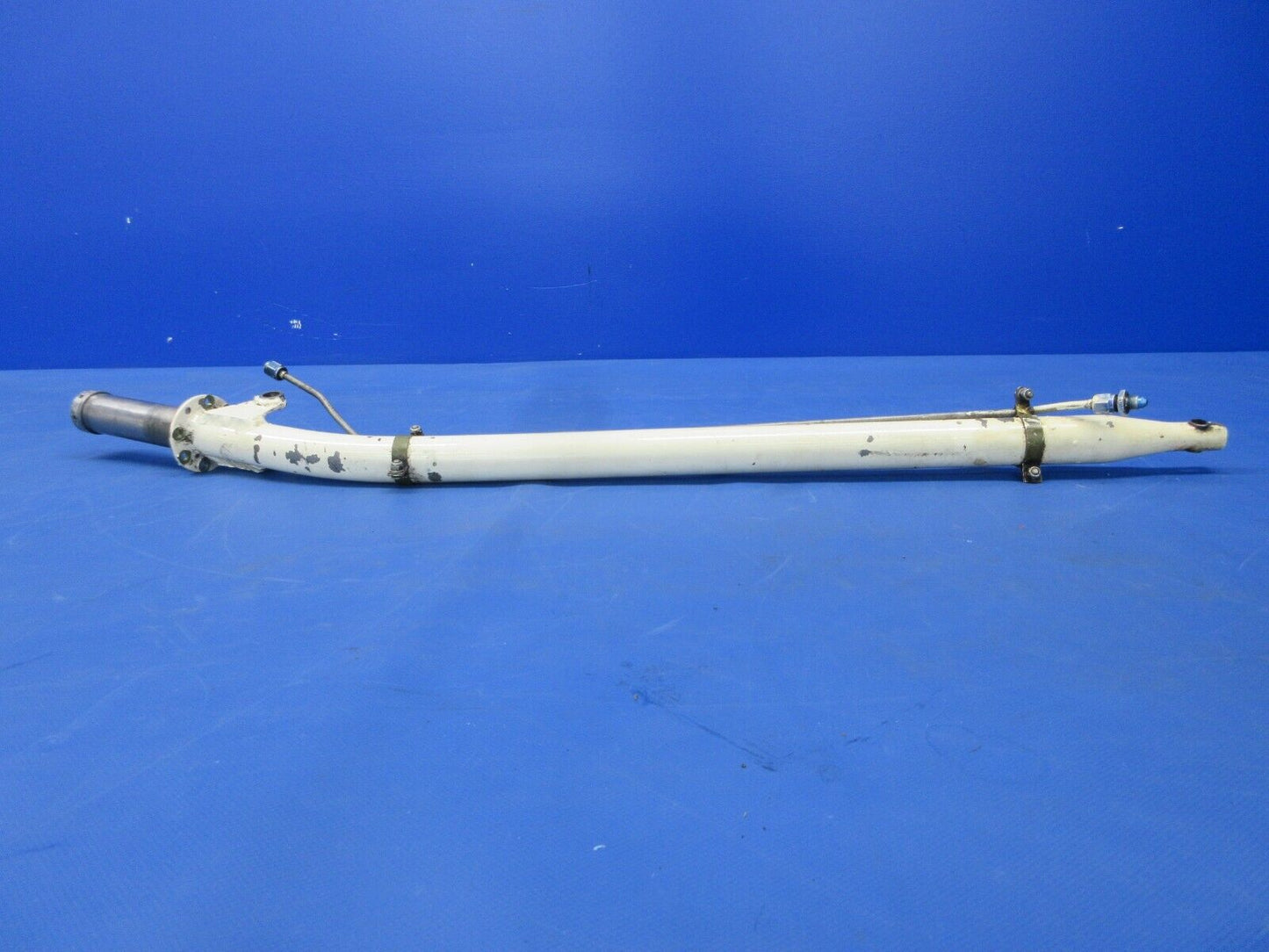 Champion 7ECA Citabria Axle Strut Assy P/N 4-1139 (0824-2033)