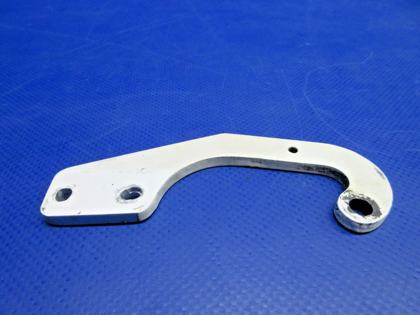 Beech Nose Gear Door Hinge FWD & AFT P/N 95-410031-17 SET OF 2 (0326-823)4