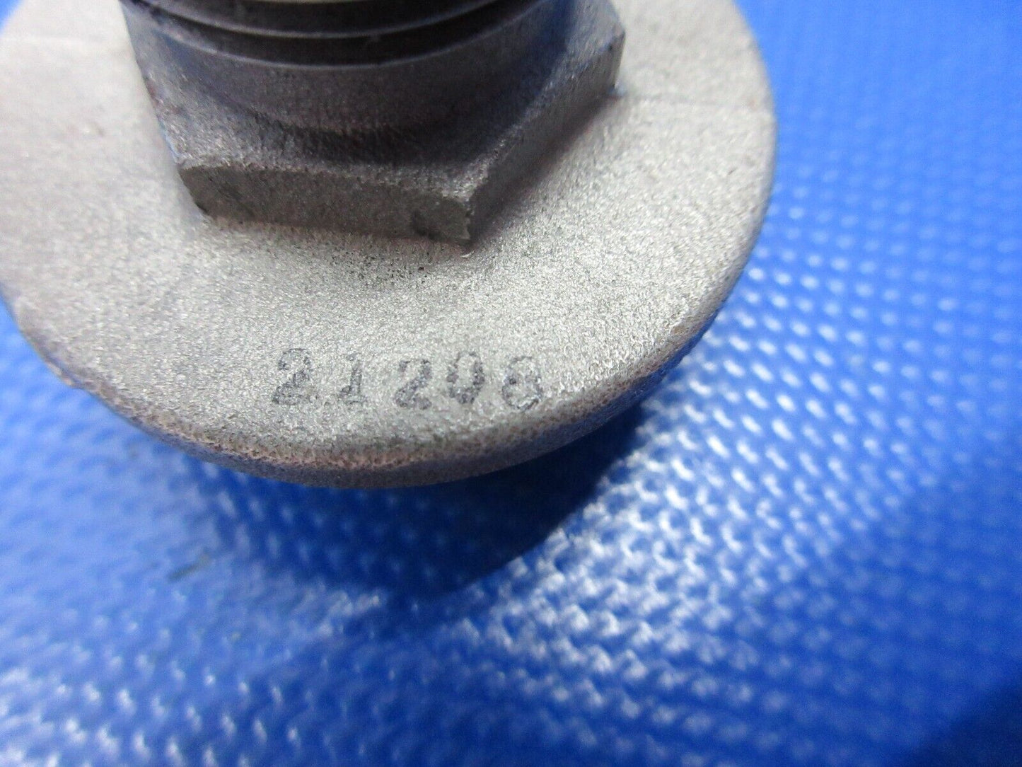 Continental A65 Tachometer Drive Housing P/N 21208 SSBY 21208A1 (0424-603)