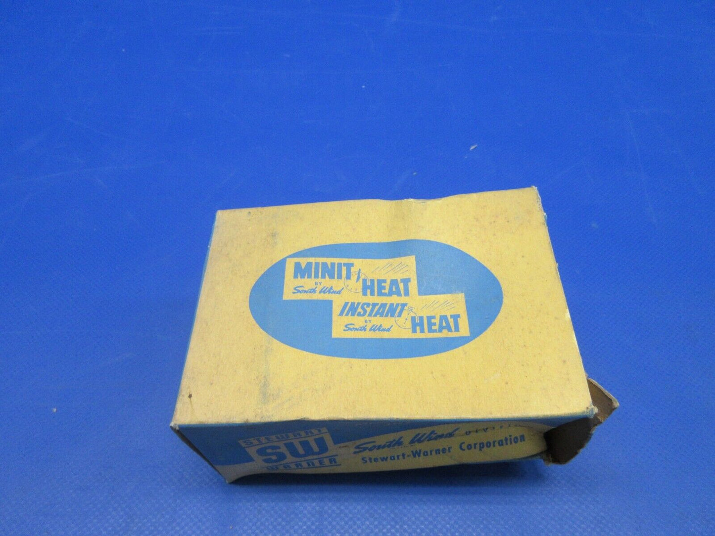 Stewart Warner Thermostat P/N G735011 NEW OLD STOCK (0424-1145)
