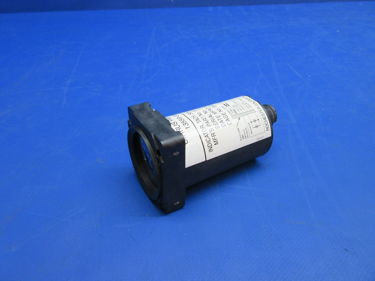 Cirrus SR-22 Rochester Electric Tachometer P/N 13559-001 WARRANTY (0923-931)1