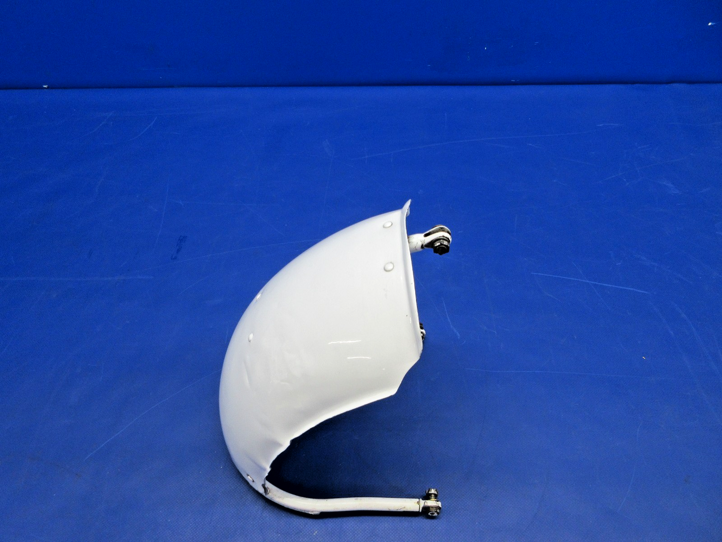 Cessna 310 / 310I Mud Guard Wheel Scraper P/N 0842000-5 (0326-868)1