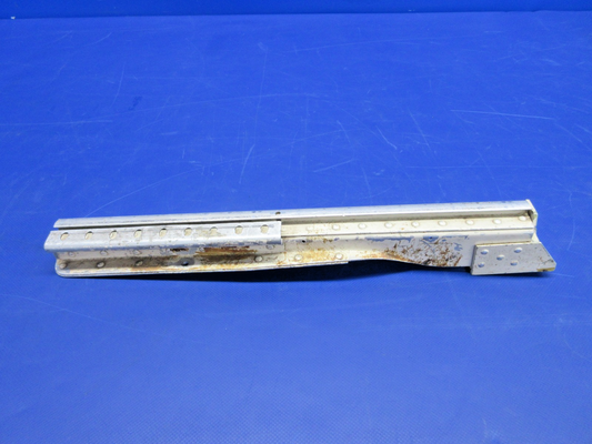 Cessna 310 / 310I RH Seat INBD Track P/N 0812987-7 (0326-865)0