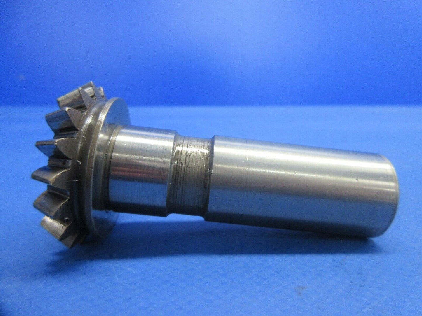 Continental TSIO-520-E Tach Drive Gear Bevel Assembly P/N 629747 (0924-747)