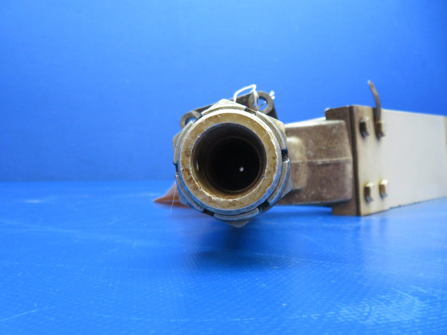 Grumman Yankee Trainer AA-1B RH Main Gear Strut w/Axle P/N 701055-1 (0124-298)5