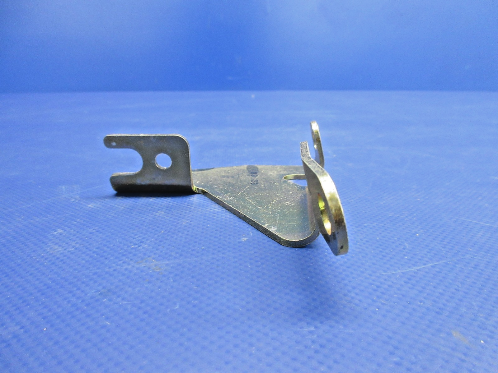 Continental Mixture Control Cable Support P/N 658018 NOS (0326-717)14