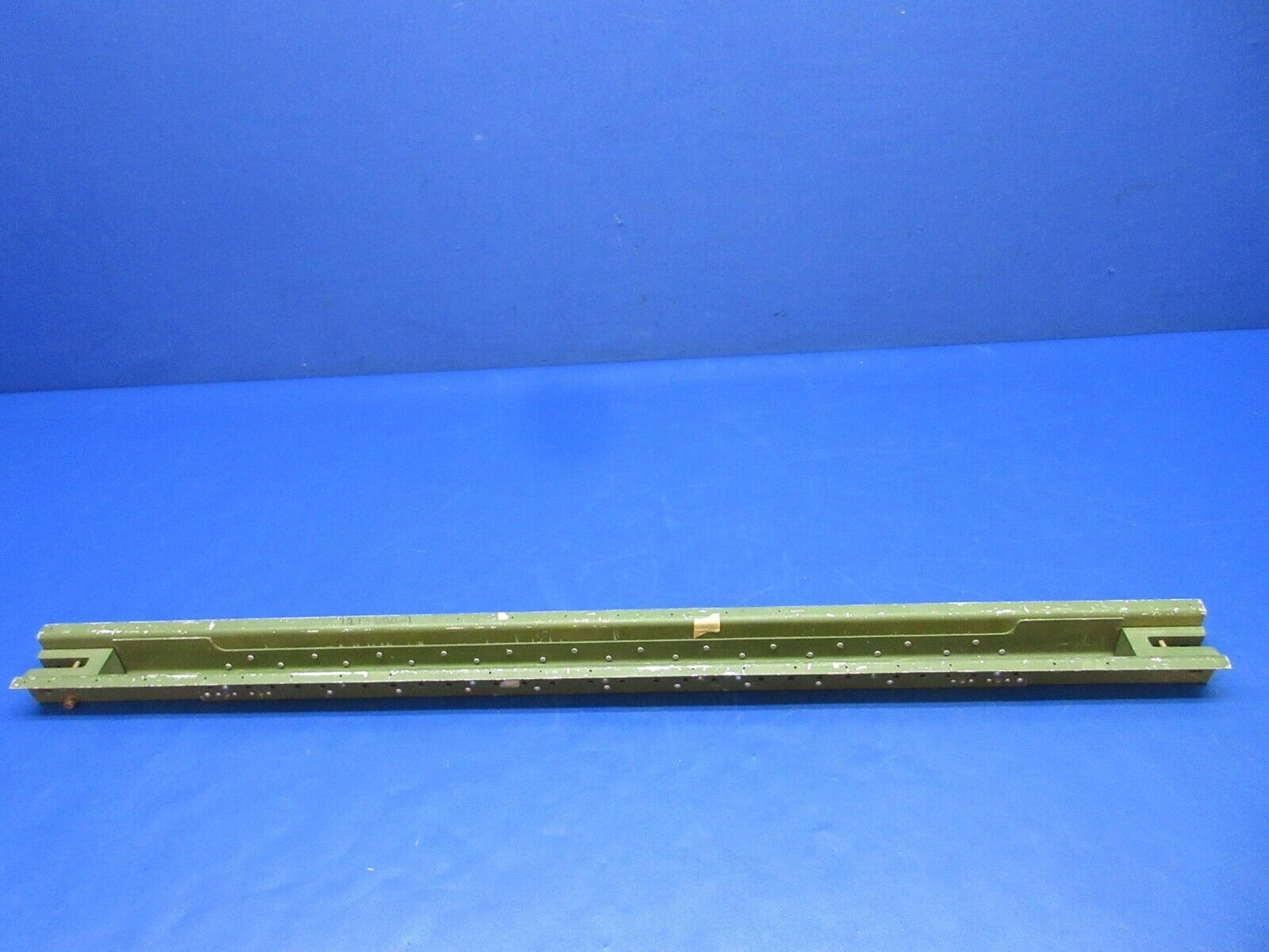 Cessna Spar P/N 1213620-1 NOS (0624-1295)