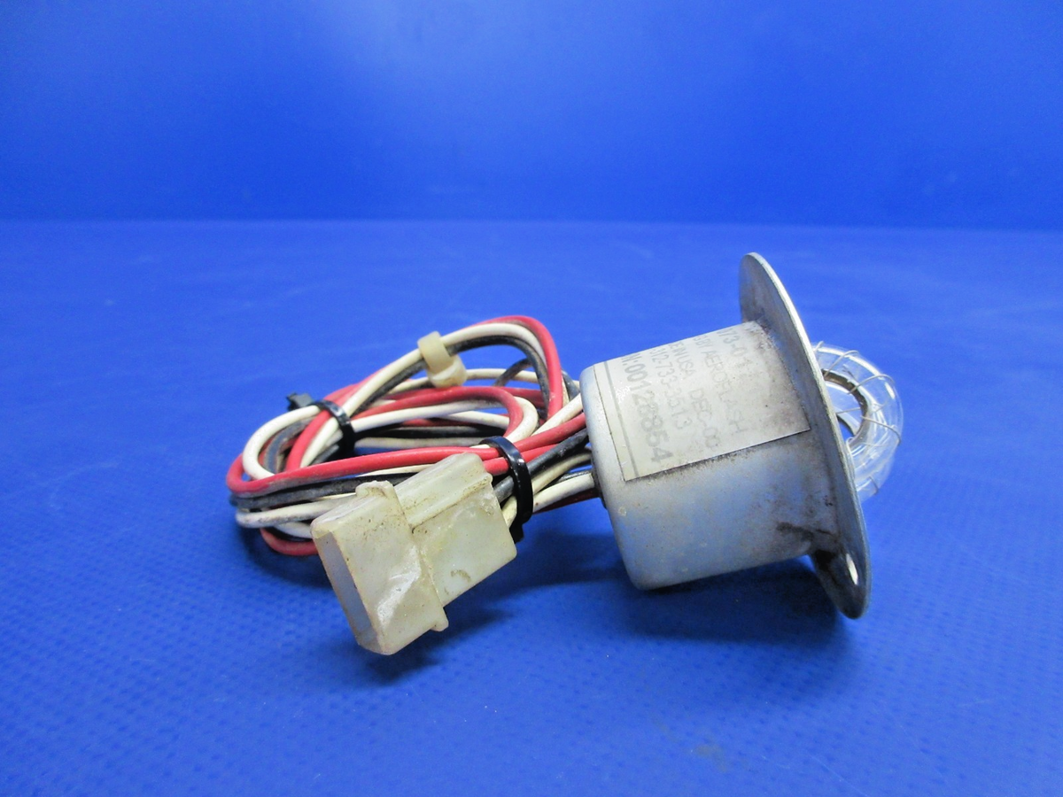 Rockwell Aero Flash Strobe & Tail Light P/N 073-0171 TESTED (0926-761)7