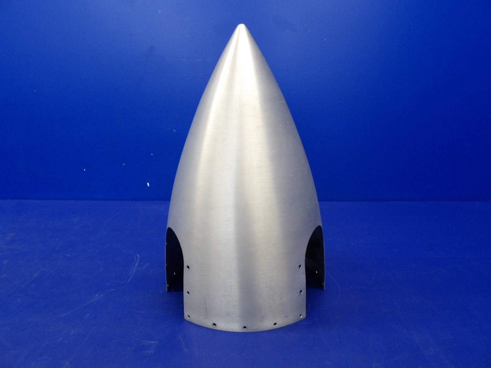 Cessna 421 McCauley 3-Blade Propeller Spinner P/N D3573 (0726-2082)0