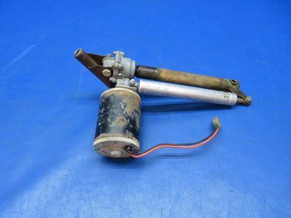 Cessna Redmond Motor Electric Flap Transmission & Motor 2313Q TESTED (1024-129)