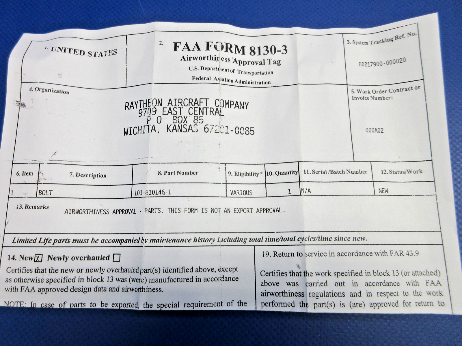 Beech King Air Bolt w/8130 P/N 101-810146-1 NOS (0426-778)2