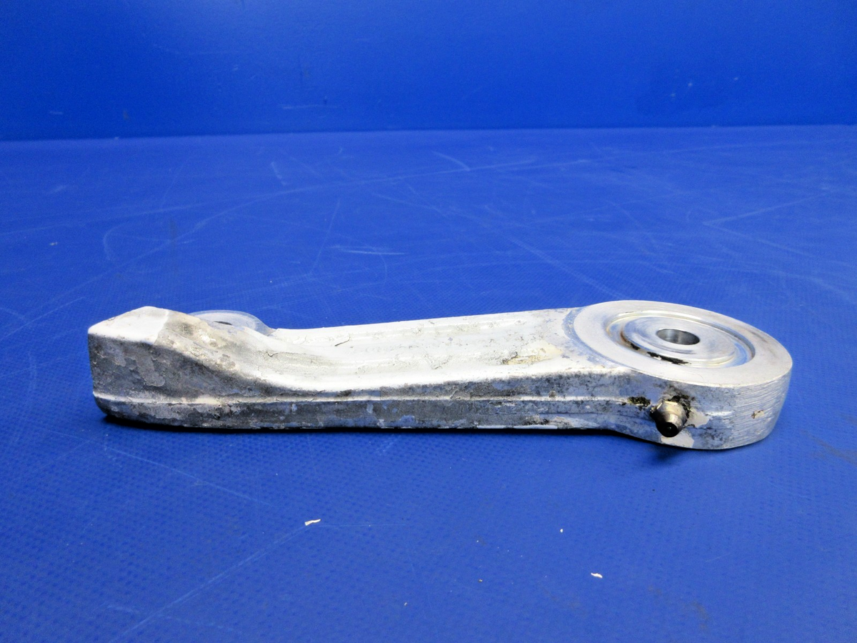 Piper PA-28-235 Cherokee "New Style" Main Gear Torque Link 78033-00 (0926-906)16