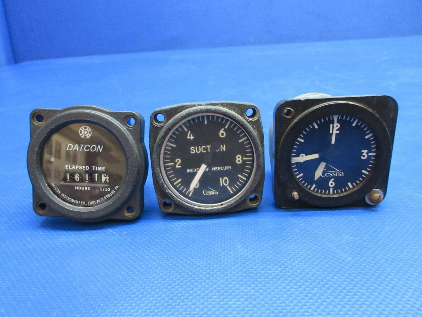 Cessna Man Cave Instruments LOT OF 8 (1124-1321)