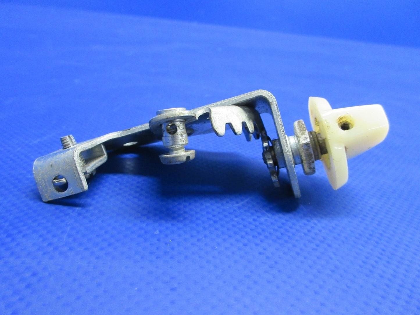 Cessna 310 / 310I Cabin Air Control P/N 0813501-18 (0326-830)5