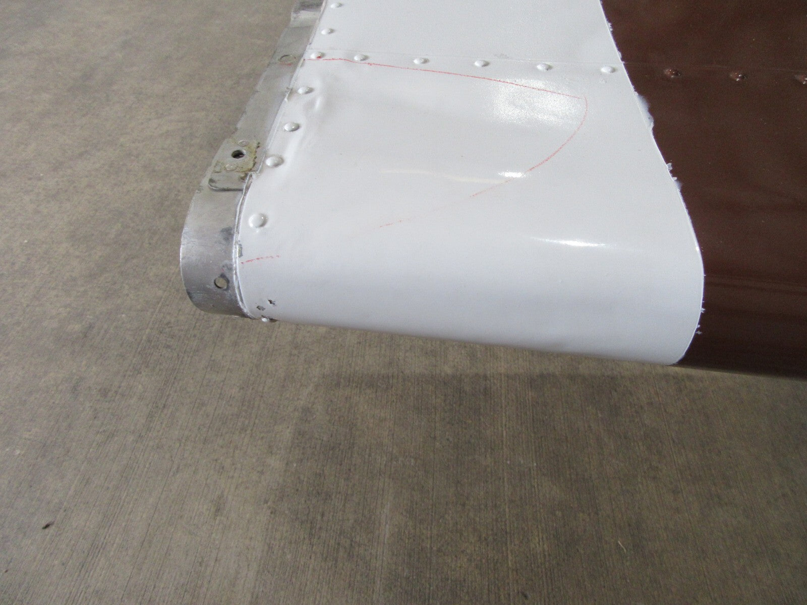 1977 Piper PA-28R-201T Arrow LH Wing P/N 35630-920 (0822-103)6
