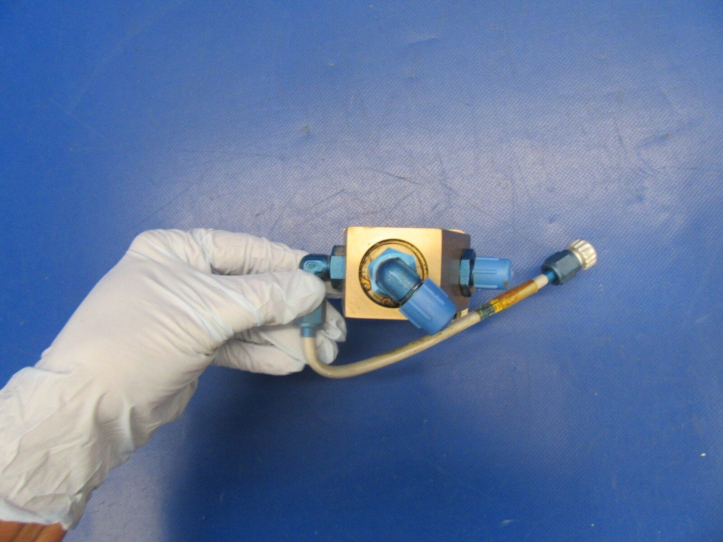 Cessna 177RG Actuator Main Gear Uplock RH P/N 2041057-1 (0618-408)