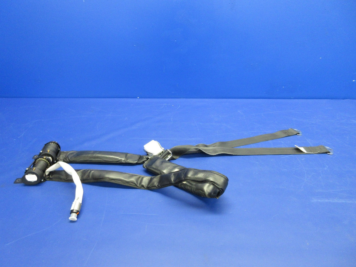 Cirrus AM-SAFE RH Crew Belt w/Inflatable Restraint 7041-1-021-2396 (0326-750)7