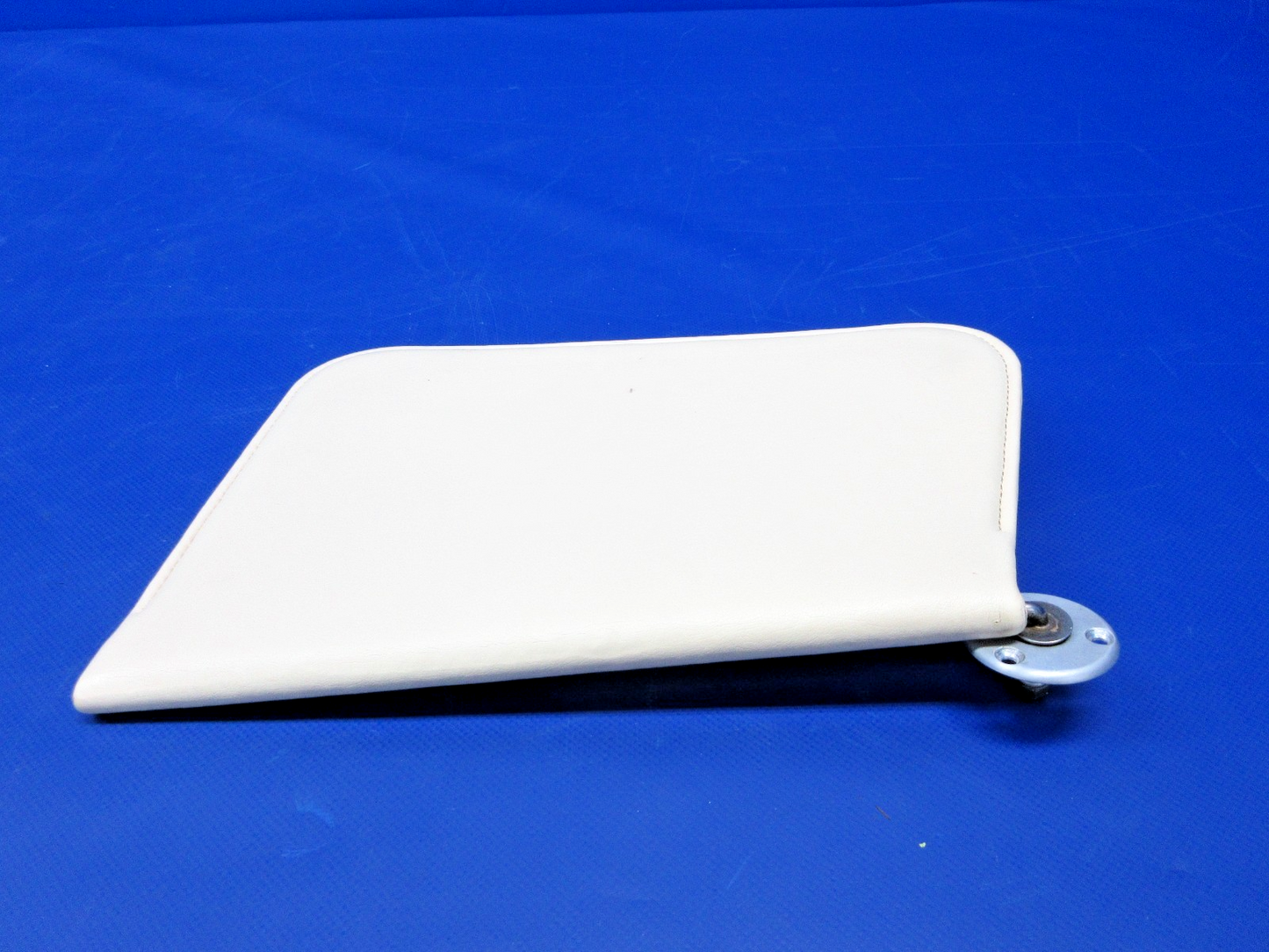 Beech 95 / D95A Travel Air Sun Visor Set P/N 35-534406-71 (0326-844)8