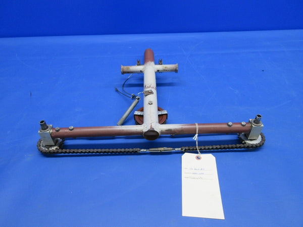 Beech 19A Musketeer Control Column Assy P/N 169-524018-601 (0524-1077)