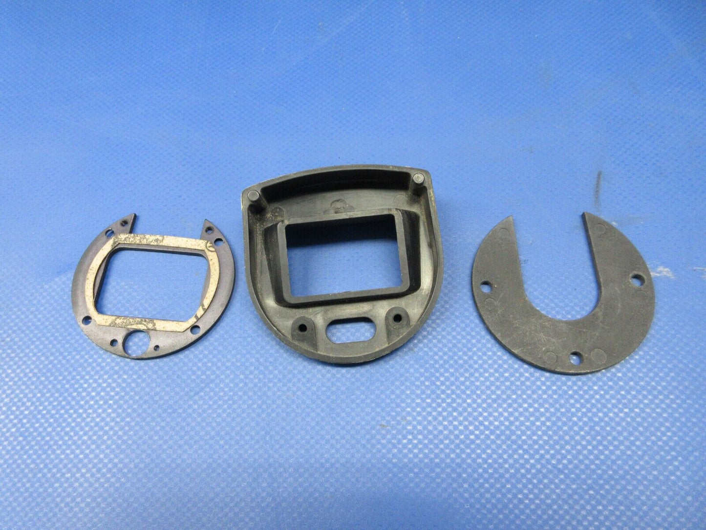 Aviation Magnetic Compass P/N C-2200-L4-B LOT OF 4 FOR PARTS (0624-1323)
