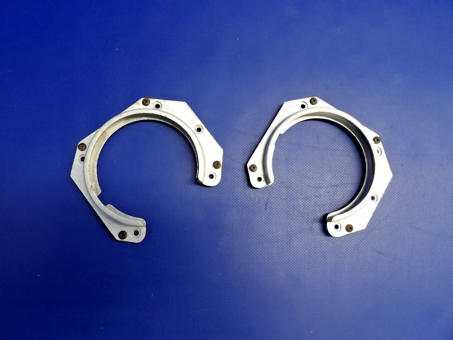 Cessna 172G Landing Light Channel Bracket P/N 0423542-6 LOT OF 2 (0326-12070