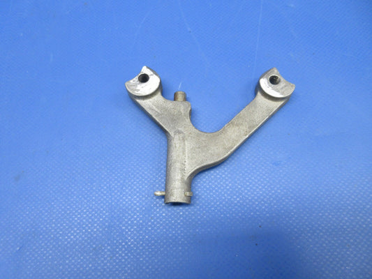 Piper PA-23-250 Aztec Hartzell Pitch Stop Bracket P/N B-984 (0624-1339)0