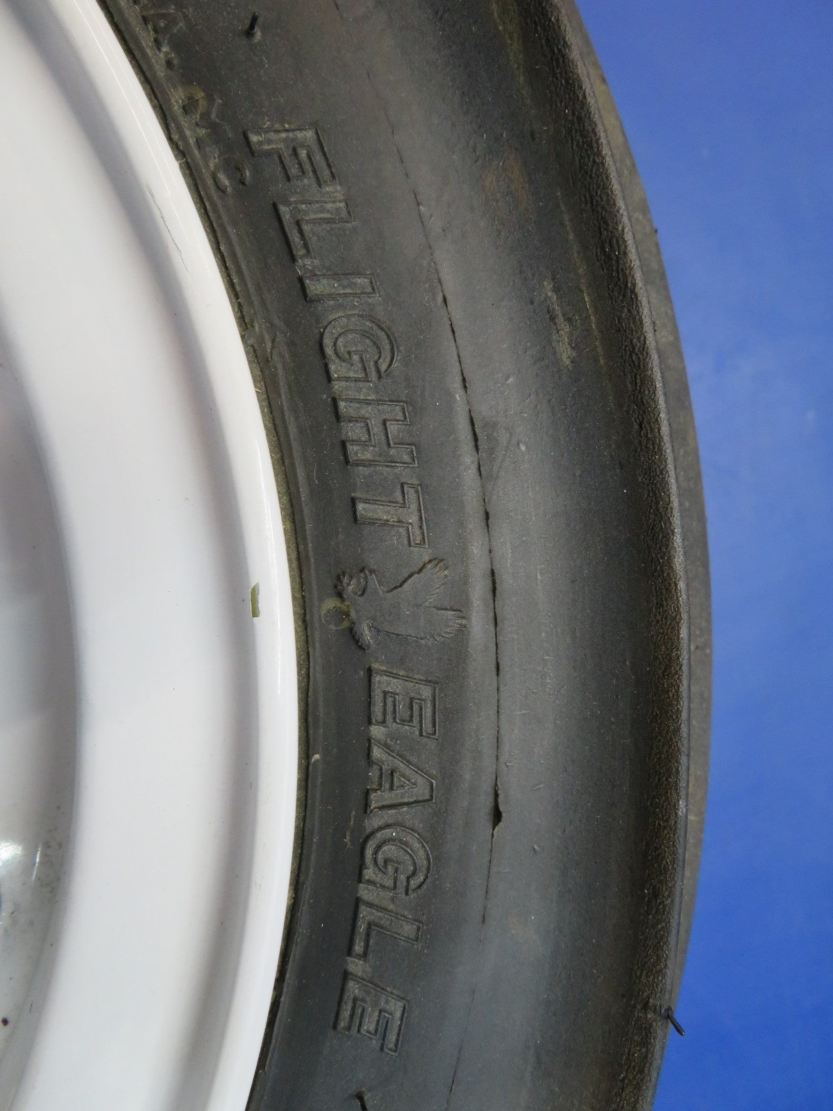 B.F. Goodrich Main Wheel 18 x 4.4 Type VII P/N 3-999 (0926-2165)8