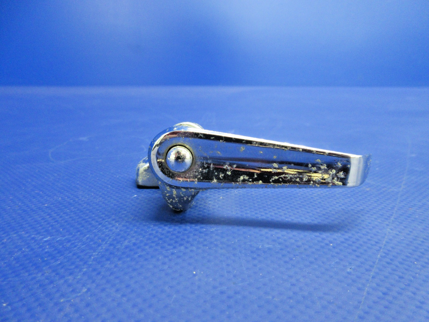 Cessna 172 / 172M LH Cabin Door Window Latch P/N S1483-2 (0826-726)4