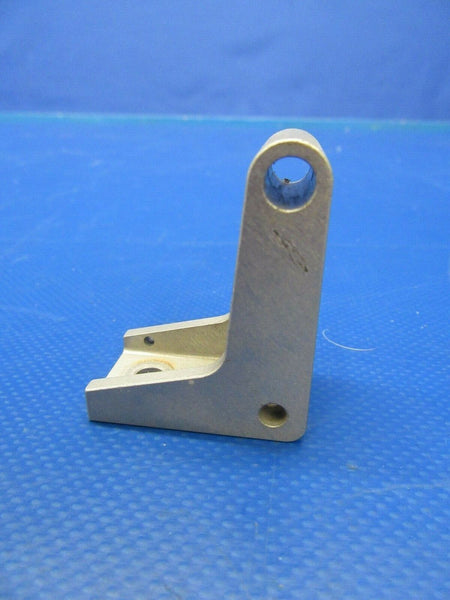 Diamond DA-40-180 Hinge Aileron DA4-5710-00-53 (0319-71)