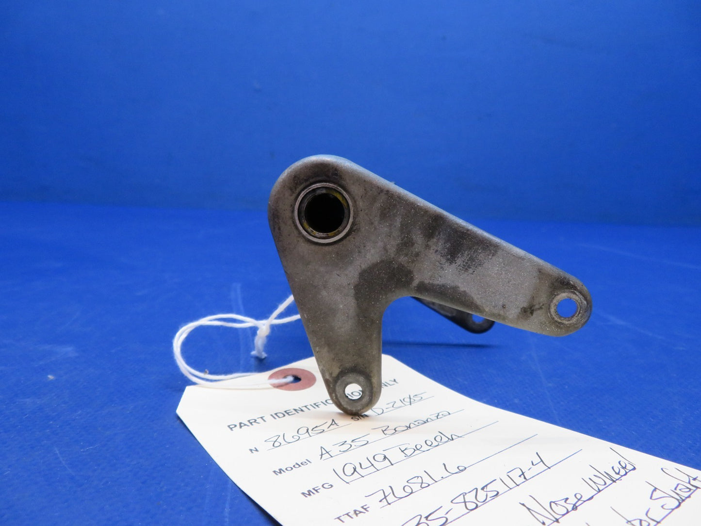 Beech A35 Bonanza Nose Wheel Door Actuator Shaft P/N 35-825117-4 (0726-452)3
