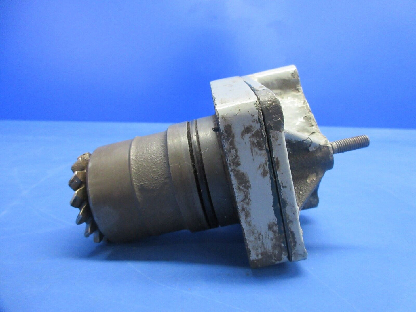 Bell 47J-2 Helicopter Rotor Tachometer Generator Drive 47-620-287-1 (1124-919)