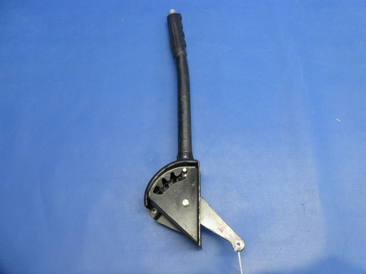 Piper PA-32RT-300T Lance II Flap Control Lever Assembly P/N 62706-09 (0924-2075)