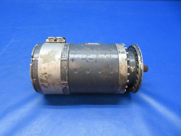 Westinghouse Elec & MFG Aircraft DC Generator 28.5v 7A5838-GR1A CORE (1024-235)