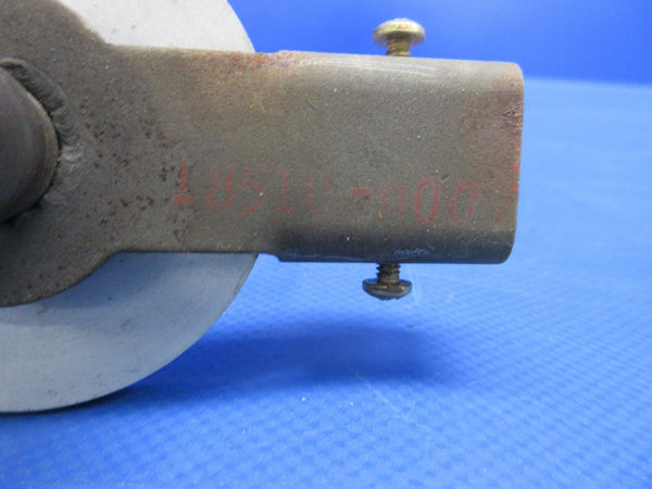 Piper PA-23-235 Rudder Trim Cable Pulley & Crank Assy P/N 18503-000 (0524-1844)