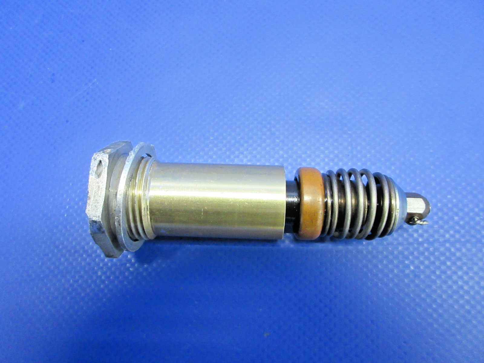 Lycoming / Beech D95A Travel Air Vernatherm Valve P/N 75944 (0326-822)1