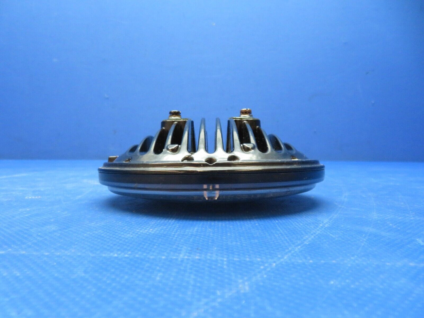 Whelen LED Landing Light P/N 01-0686911-30C TESTED (1024-151)